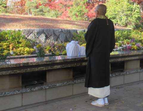 八柱霊園の合葬墓